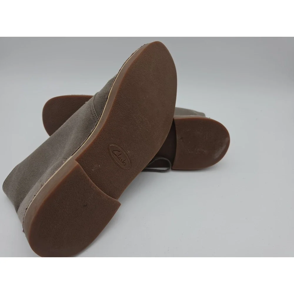 Clarks Canvas Boots Mens Size 13 Gray In Goos Shape